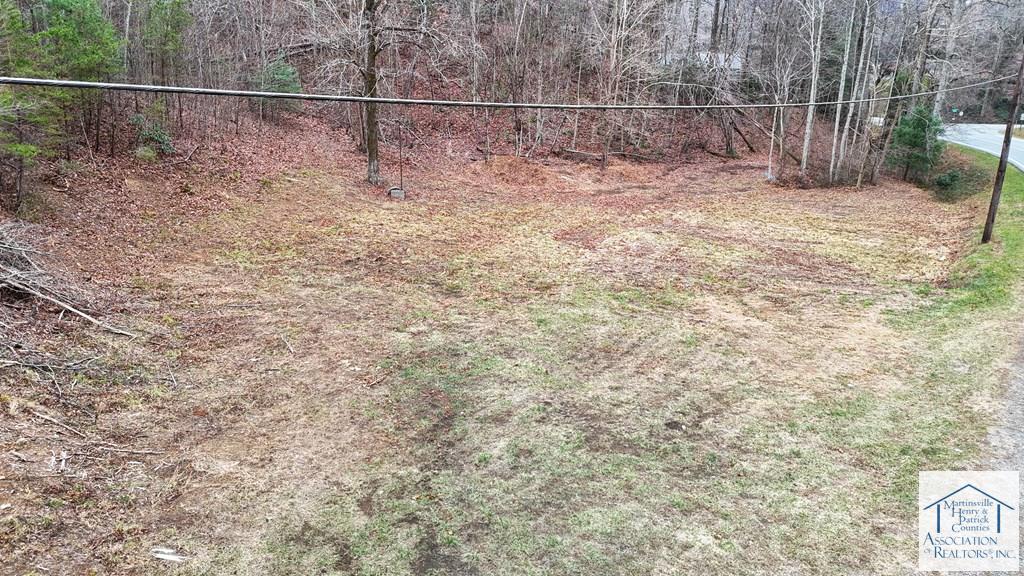 2362 Woolwine Hwy