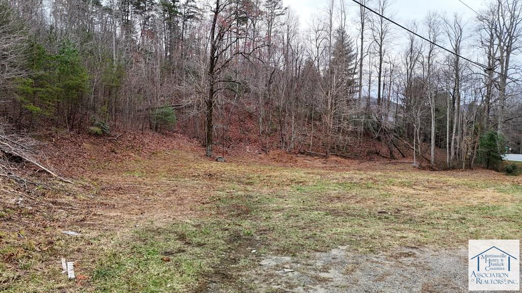 2362 Woolwine Hwy