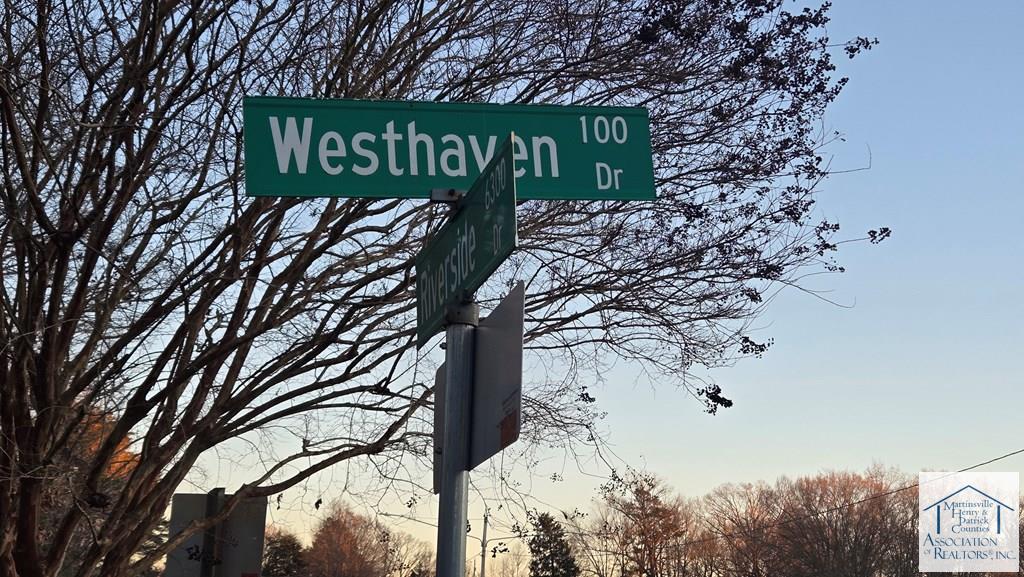 15 Westhaven Dr