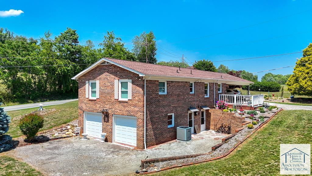 5910 Salem Hwy