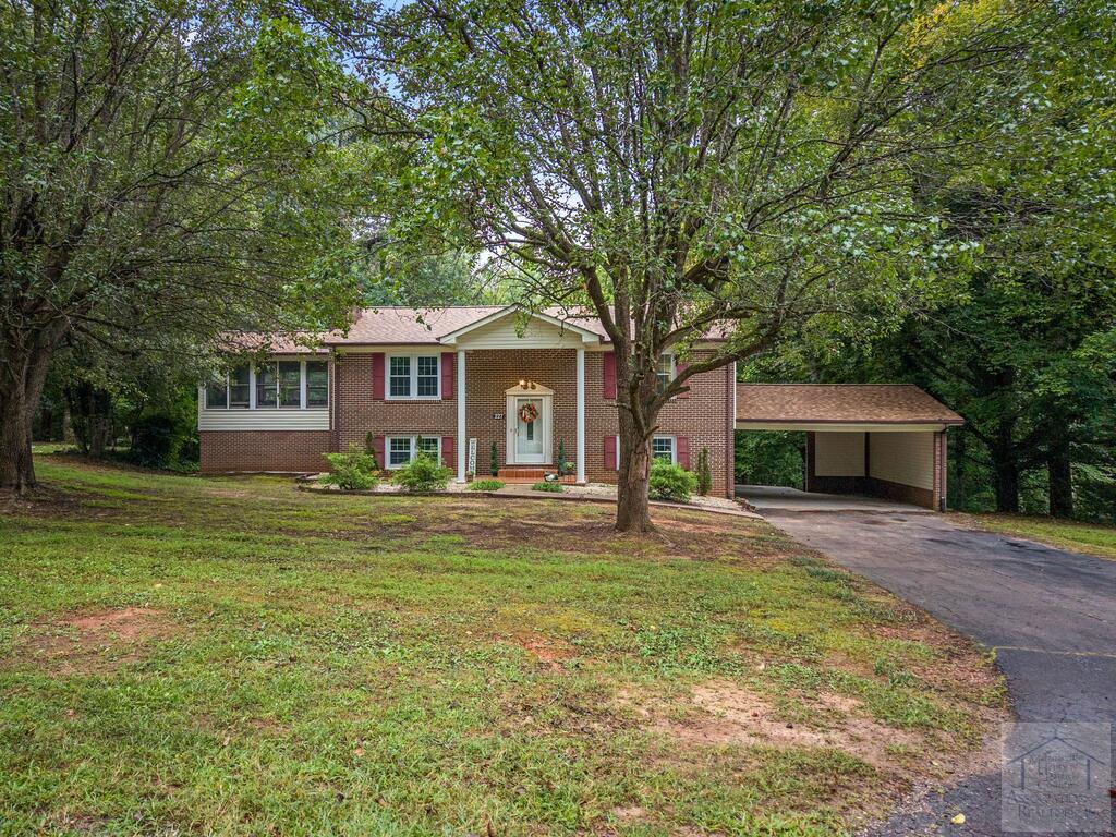 227 Vista View Ln