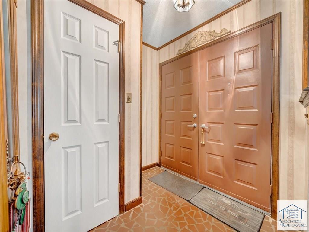 138 Carriage Court
