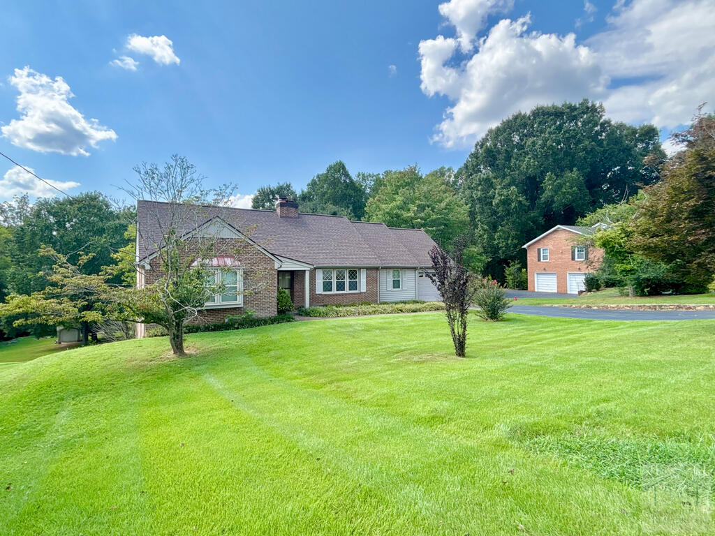 367 Westover Dr