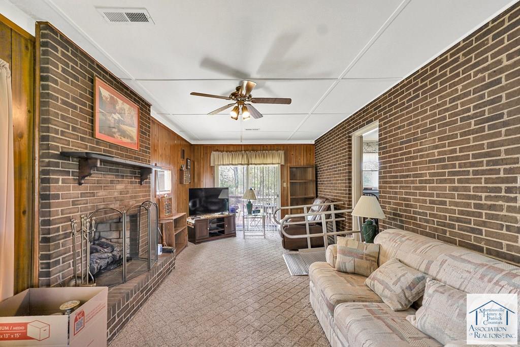 509 Carver Rd