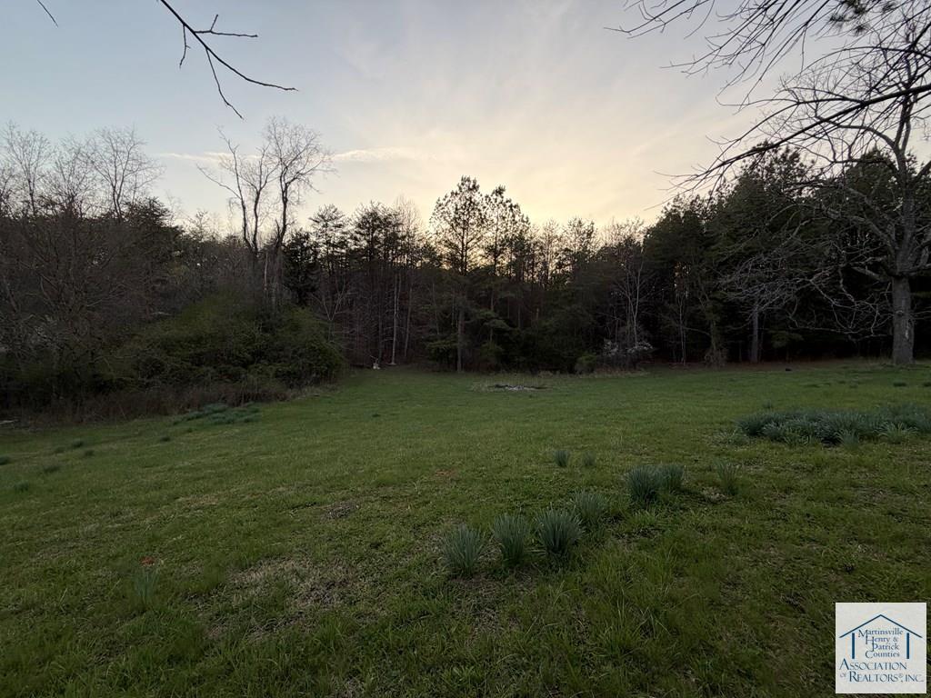 4393 Stoney Mountain Rd