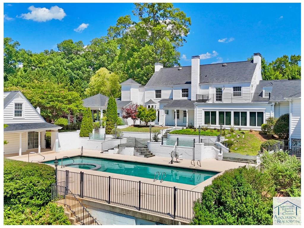 944 Mulberry Rd