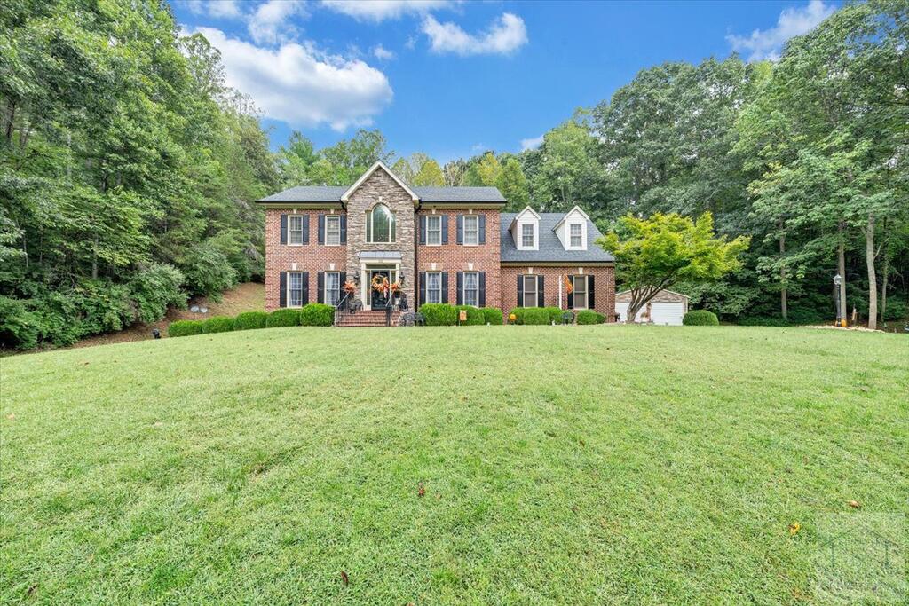 136 Lombard Circle