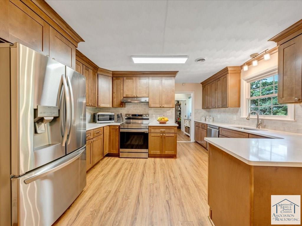 247 Powell Rd