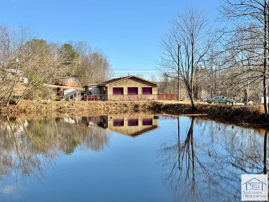 82 Saddleridge Rd