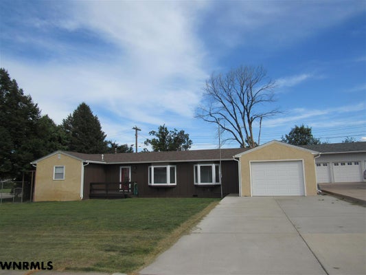 108 TERRY BLVD, GERING, NE 69341 - Image 147eaf228ec498bdfcec50e02bf47e4c/3217838201