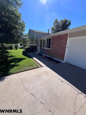 766 W 14TH ST, ALLIANCE, NE 69301 - Image ebf06b3e1dd26a3035e06b03be13d7c3/569846864