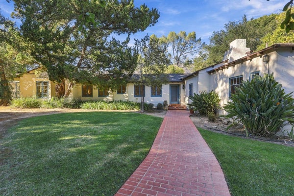 610 W EUCALYPTUS ST, OJAI, CA 93023 - Image 2bd2d2d67613b0c2e4875d8c6439cd1f/3062902511