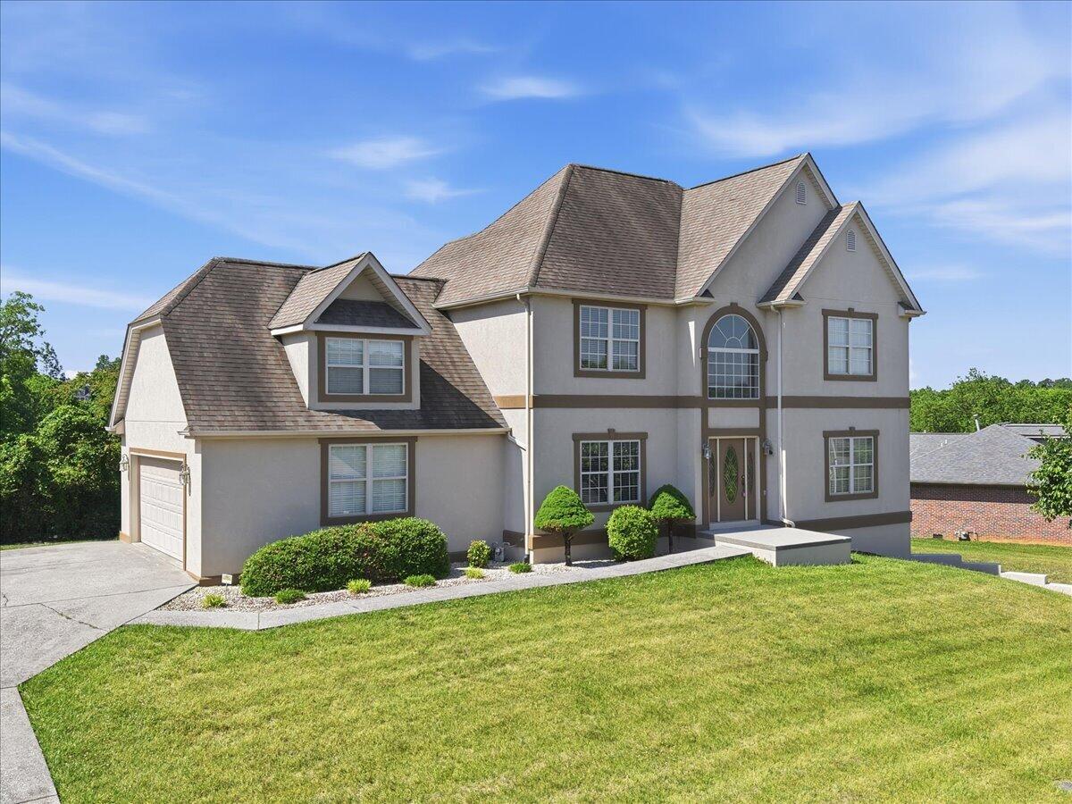 Photo 1 of 51 — 1035 E Brentwood Drive, Morristown, TN 37814