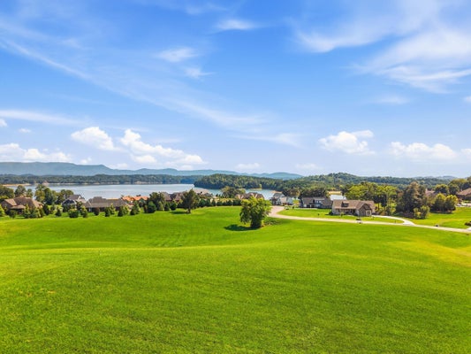 MAJESTIC CIR, DANDRIDGE, TN 37725 - Image 2da7af3dc16459bb34a78277ef9f56e7/3656941532