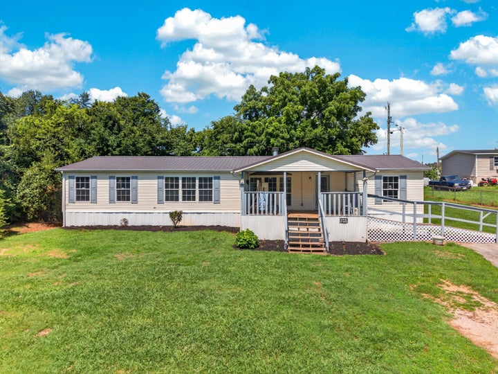 Photo 1 of 24 — 14630 Lakeshore Drive, Rutledge, TN 37861