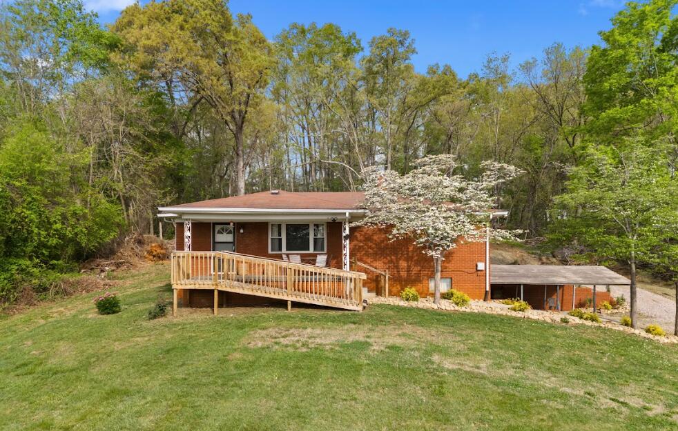 front house pic better grass