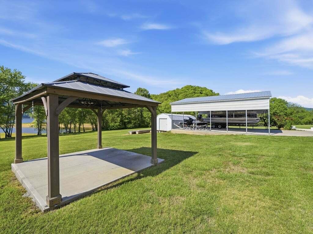 Rogersville, Tennessee, 37857, United States, 3 Bedrooms Bedrooms, ,3 BathroomsBathrooms,Residential,Active,2041819