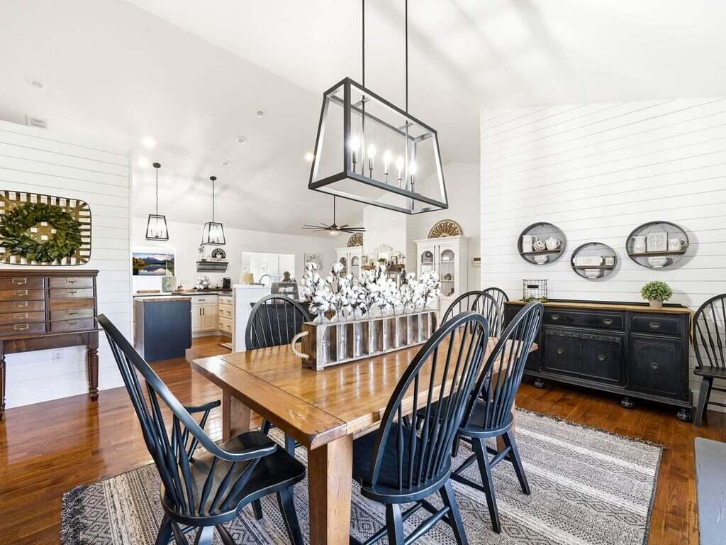 Rogersville, Tennessee, 37857, United States, 3 Bedrooms Bedrooms, ,3 BathroomsBathrooms,Residential,Active,2041819