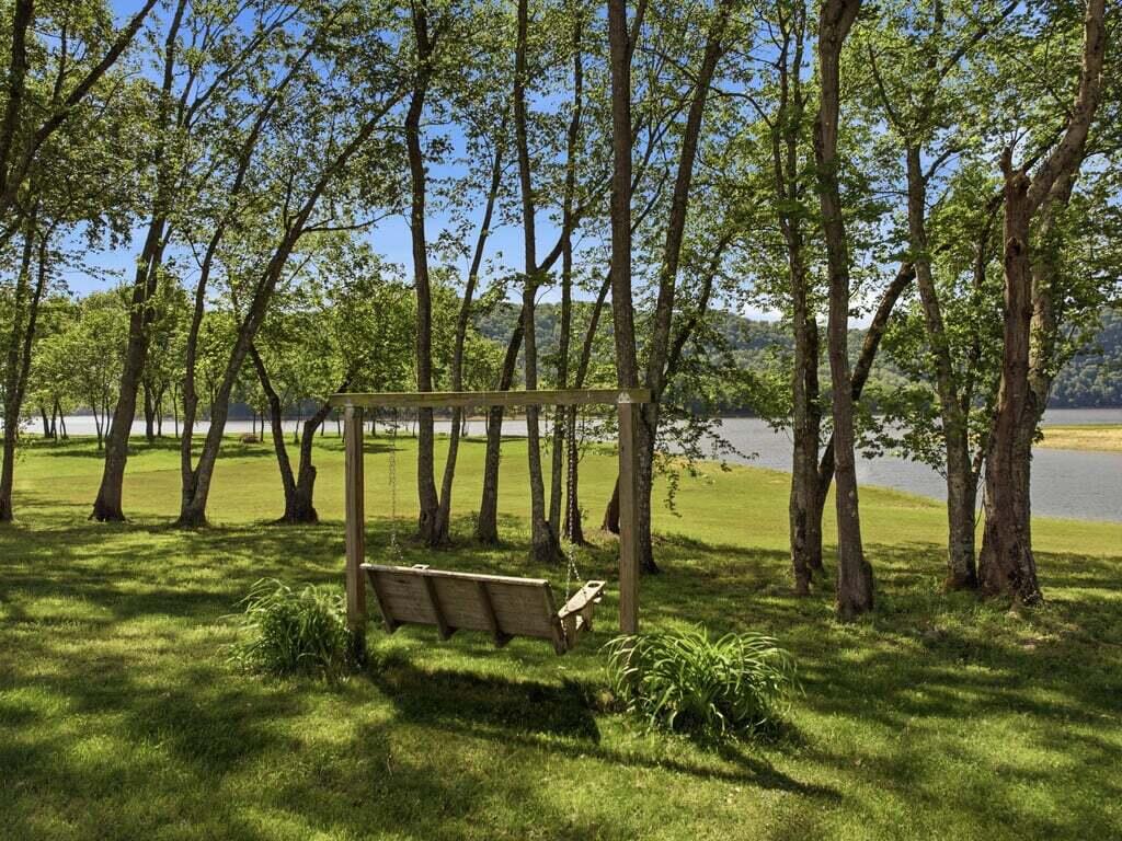 Rogersville, Tennessee, 37857, United States, 3 Bedrooms Bedrooms, ,3 BathroomsBathrooms,Residential,Active,2041819