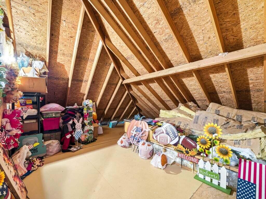 Rogersville, Tennessee, 37857, United States, 3 Bedrooms Bedrooms, ,3 BathroomsBathrooms,Residential,Active,2041819