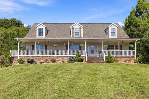 1694 SANDY RIDGE RD, DANDRIDGE, TN 37725 - Image 7066772418a067cb653d55c2e42b3e90/424828057