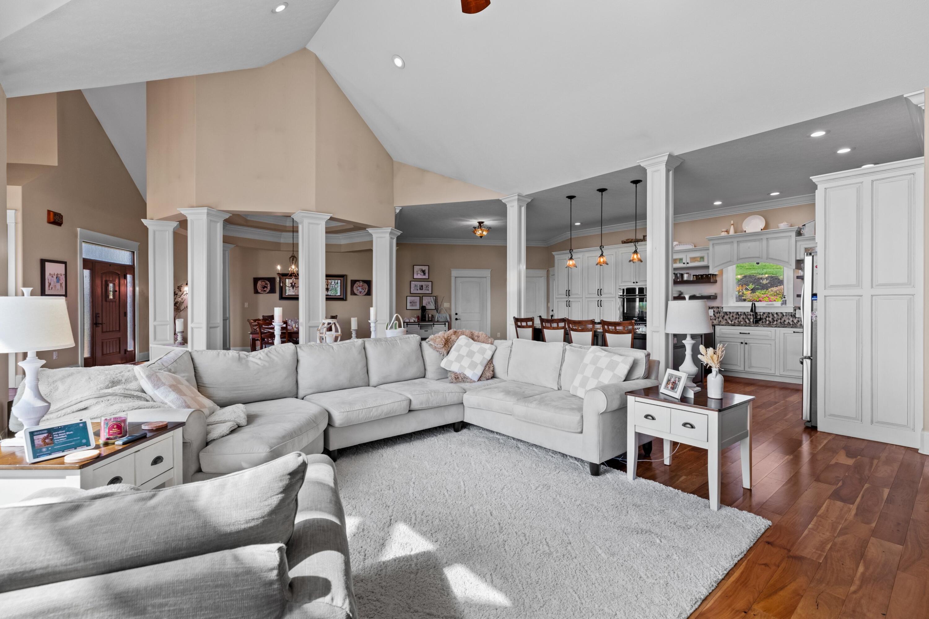 Morristown, Tennessee, 37814, United States, 4 Bedrooms Bedrooms, ,4 BathroomsBathrooms,Residential,Active,2031764