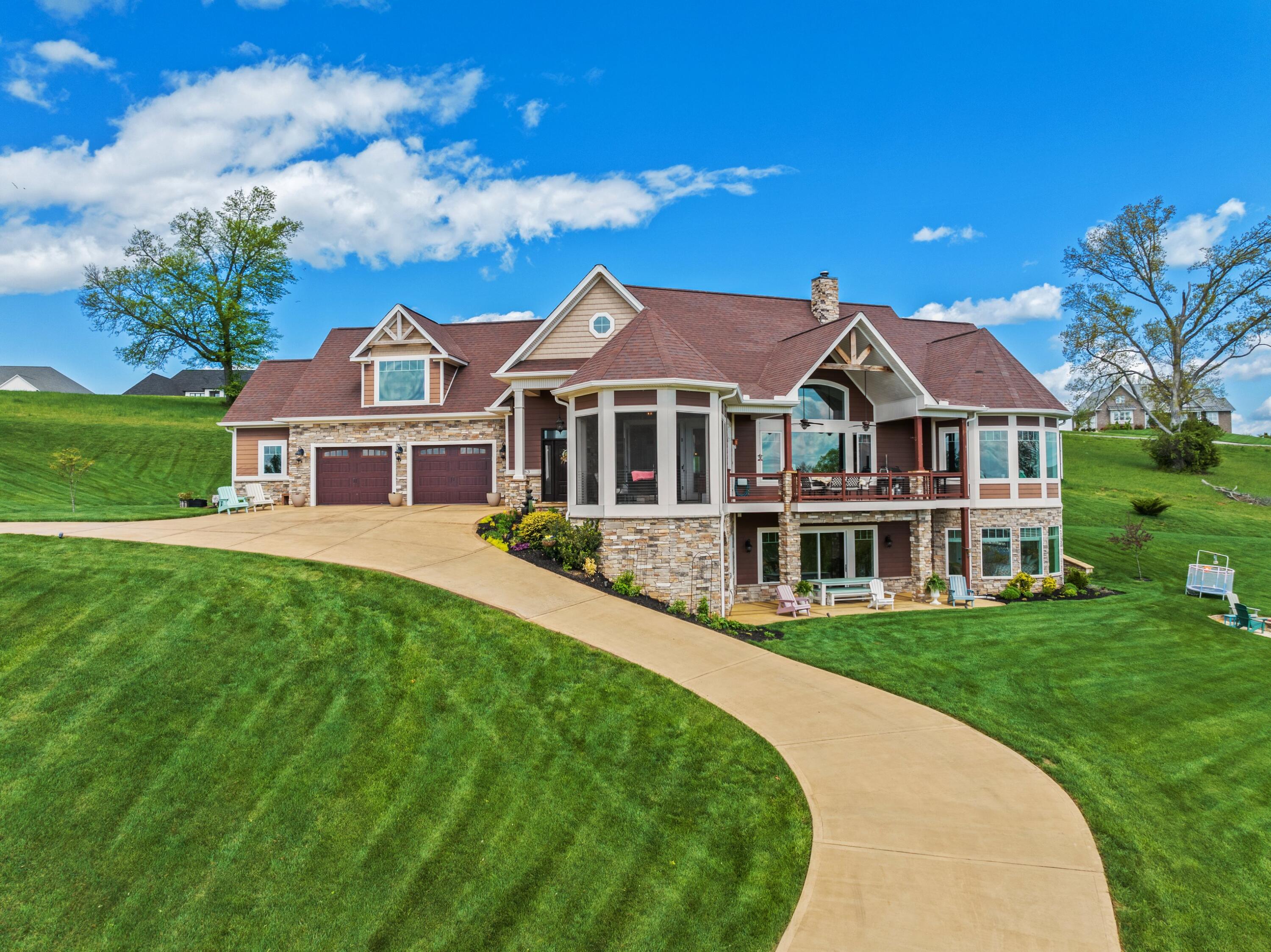 Morristown, Tennessee, 37814, United States, 4 Bedrooms Bedrooms, ,4 BathroomsBathrooms,Residential,Active,2031764
