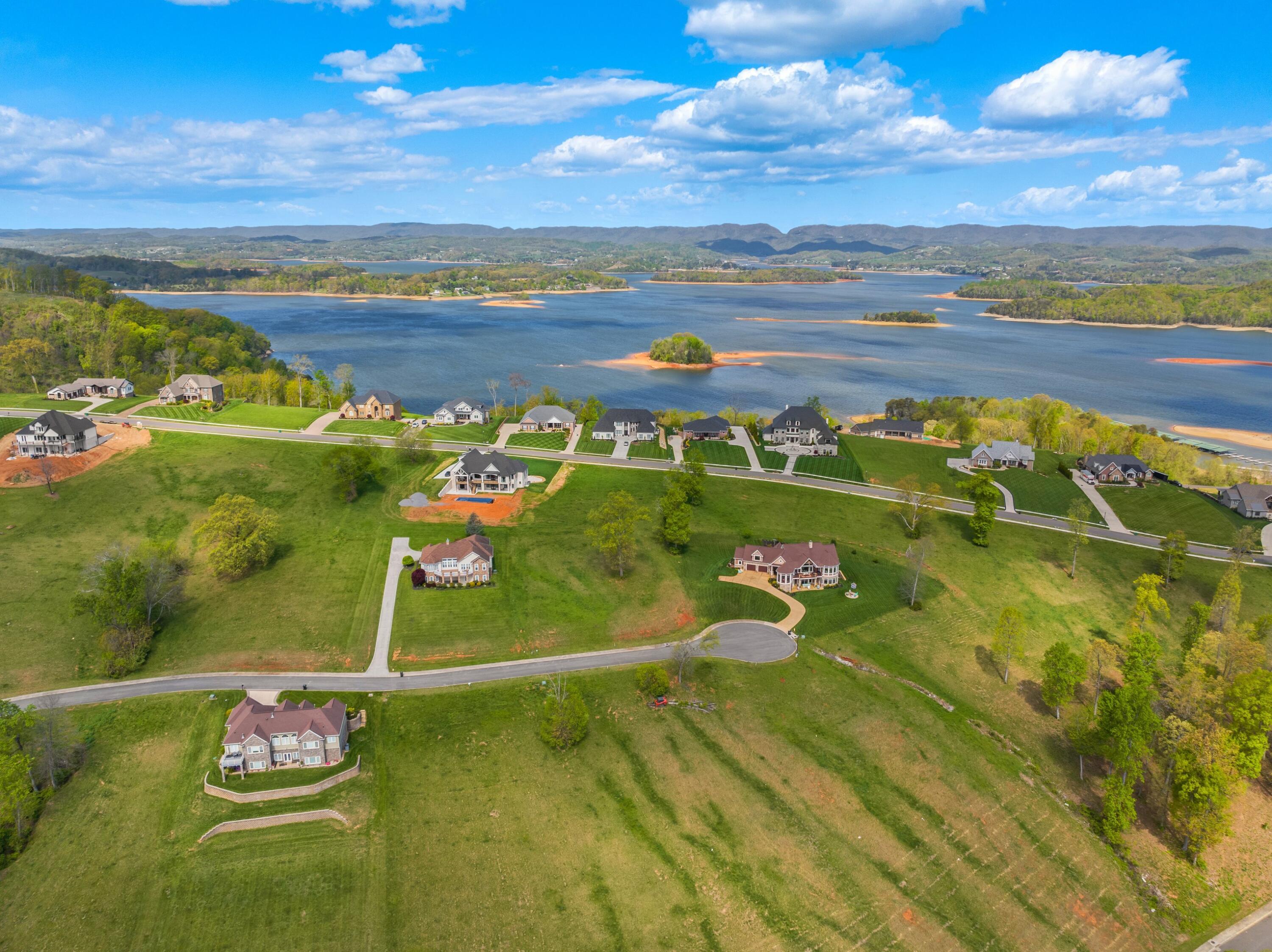 Morristown, Tennessee, 37814, United States, 4 Bedrooms Bedrooms, ,4 BathroomsBathrooms,Residential,Active,2031764