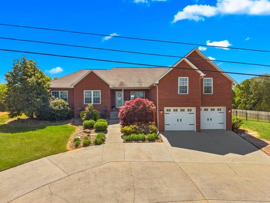 683 PRIVET DR, DANDRIDGE, TN 37725 - Image 7f906aec3800a346bf3af9aed3ba7998/2544237976
