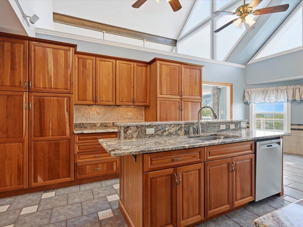 311 Alberts Cv, Rutledge, TN, 37861, USA, 4 Bedrooms Bedrooms, ,4 BathroomsBathrooms,Residential,Pending,311 Alberts Cv,711510