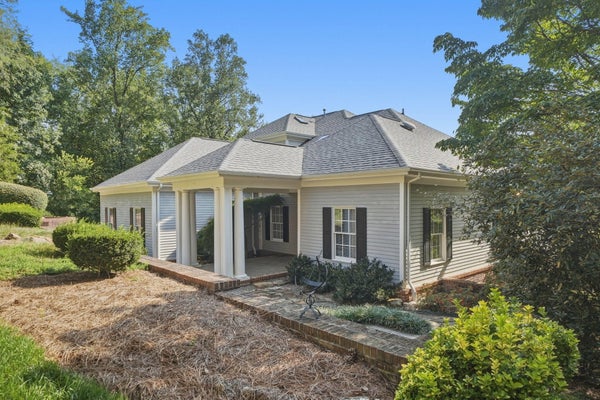 1532 ZIMMERMAN DR, MORRISTOWN, TN 37814 - Image b1ca819bb60a29eea94a0d5839bca99d/924072675