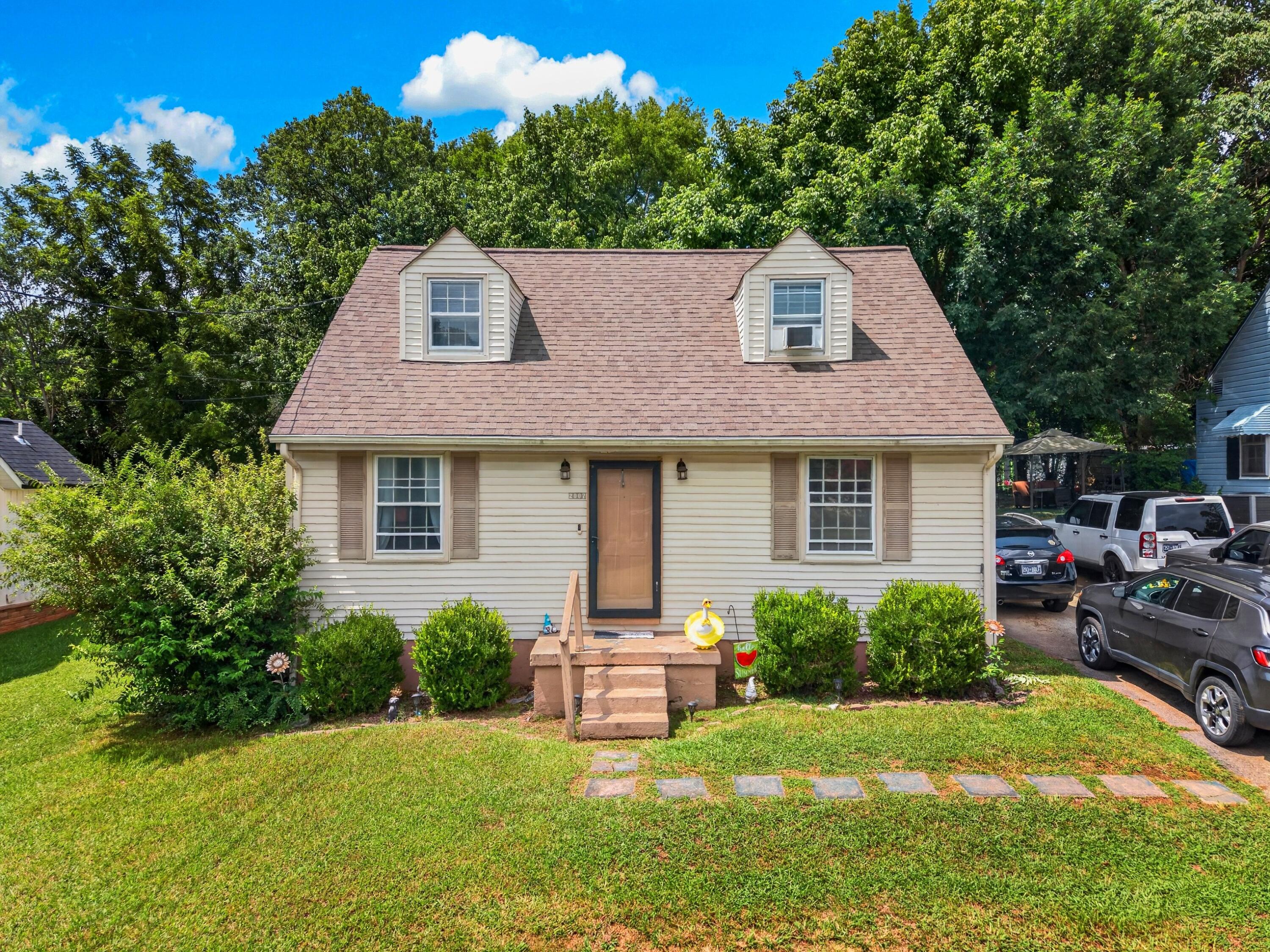 Photo 1 of 25 — 2007 Eastern Avenue, Morristown, TN 37813