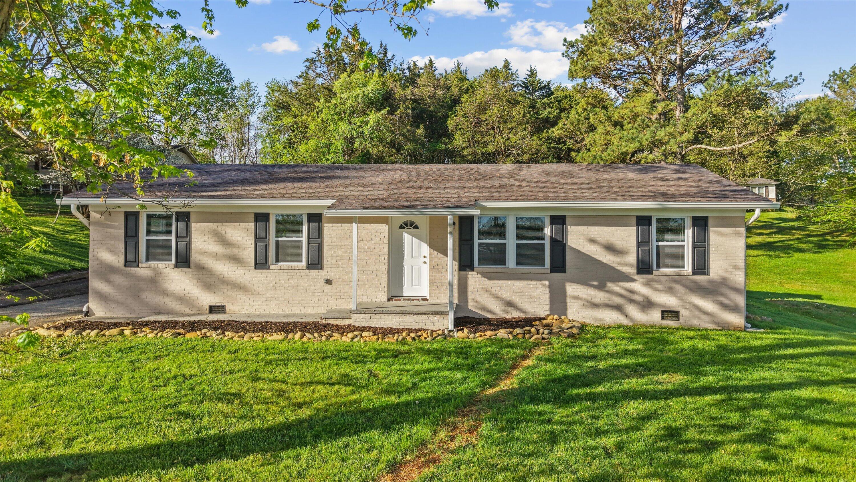 01-403 Old Dandridge Pike 27