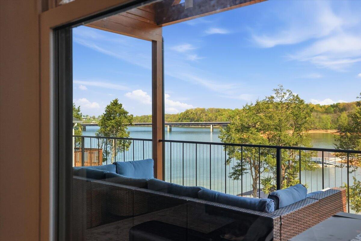 Morristown, Tennessee, 37814, United States, 5 Bedrooms Bedrooms, ,5 BathroomsBathrooms,Residential,Active,2035081