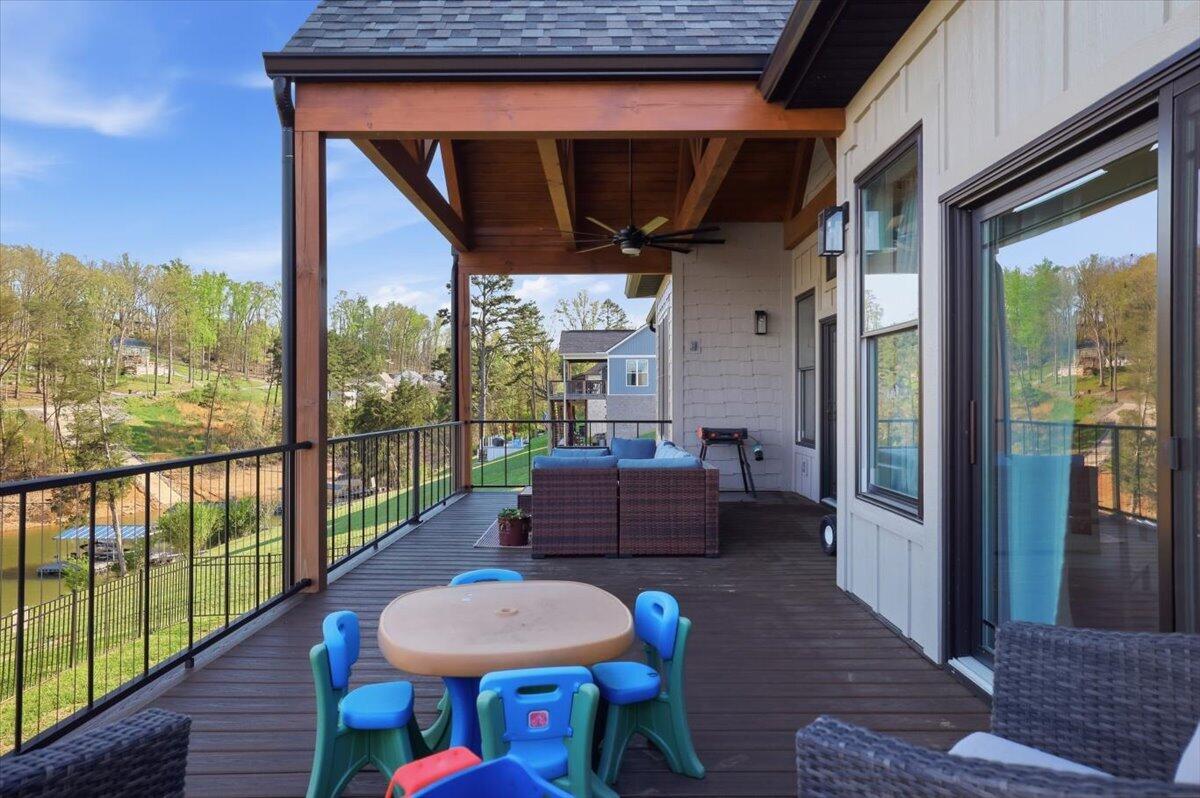 Morristown, Tennessee, 37814, United States, 5 Bedrooms Bedrooms, ,5 BathroomsBathrooms,Residential,Active,2035081