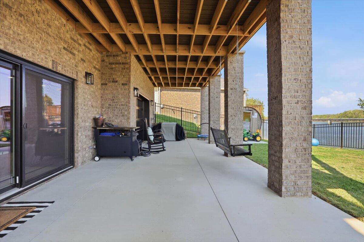 Morristown, Tennessee, 37814, United States, 5 Bedrooms Bedrooms, ,5 BathroomsBathrooms,Residential,Active,2035081