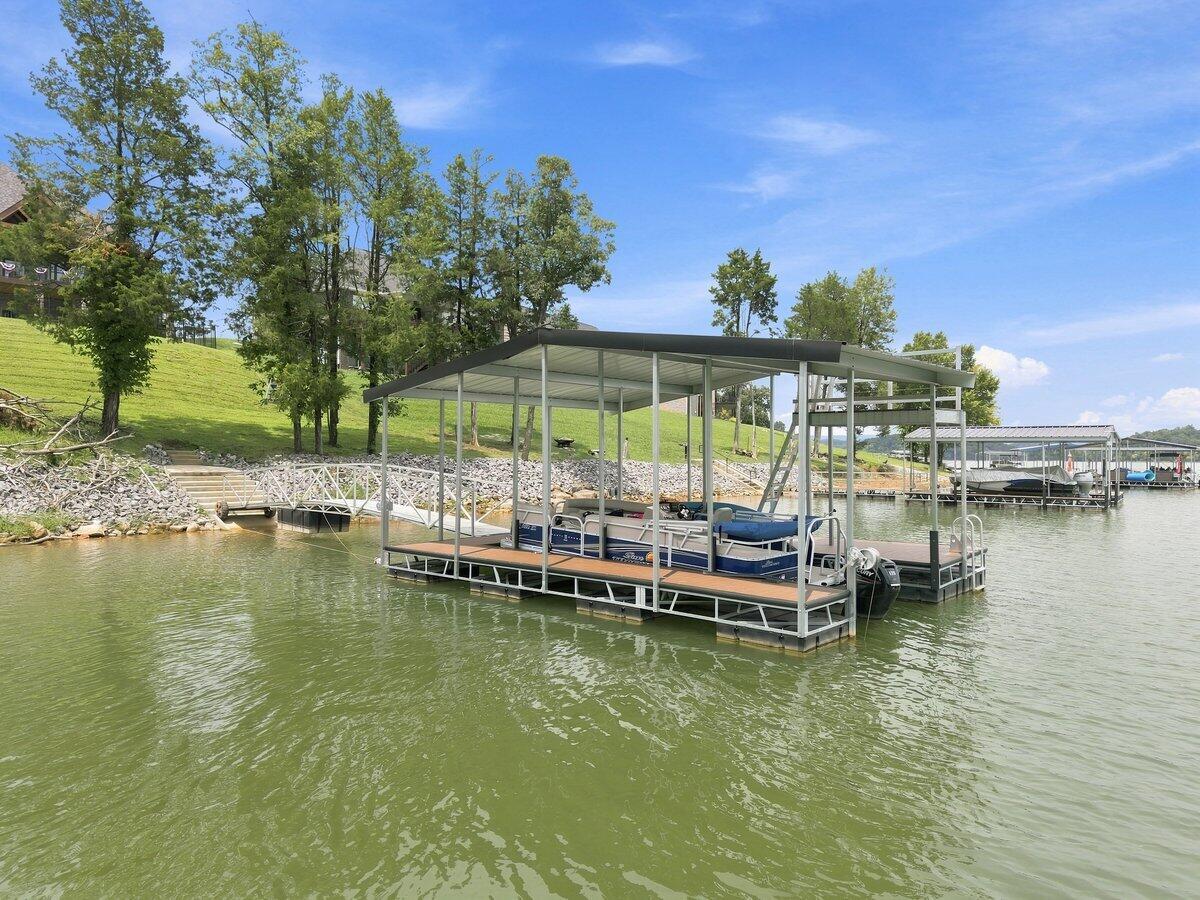 3135 Bridgewater Blvd, Morristown, TN, 37814, USA, 5 Bedrooms Bedrooms, ,5 BathroomsBathrooms,Residential,Contingent,3135 Bridgewater Blvd,711030