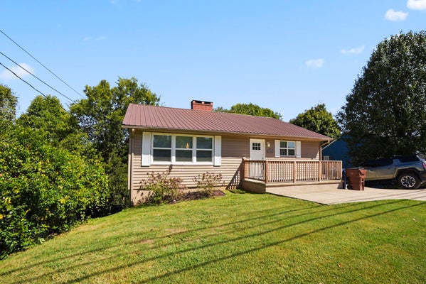 1306 GEORGE AVE, JEFFERSON CITY, TN 37760 - Image ff6fd48daf59d7c5fa8835a5cd908965/2576583609
