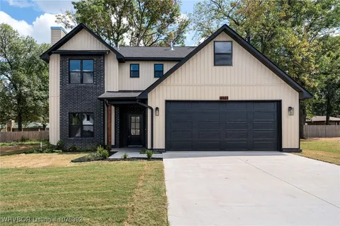 MLS: 1075392