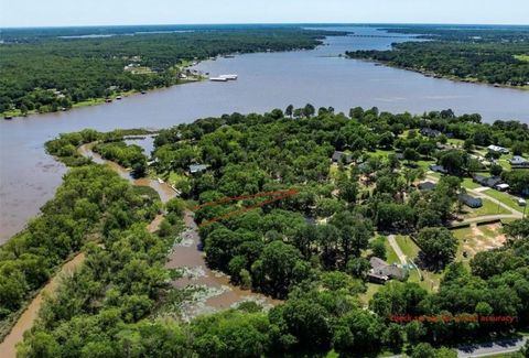 Photo of 186 Vista Dr, Eustace, TX 75124 (MLS # 106025)