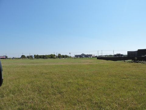 Photo of 4 S St Hwy 198, Mabank, TX 75147 (MLS # 108171)