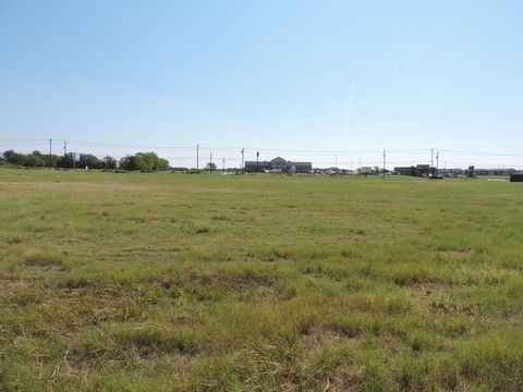 Photo of 5 S St Hwy 198, Mabank, TX 75147 (MLS # 108172)