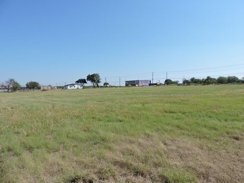 Photo of 1 S St Hwy 198, Mabank, TX 75147 (MLS # 108163)