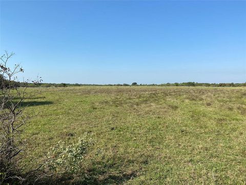 Photo of 7 Lawson Ave, Mabank, TX 75147 (MLS # 108200)