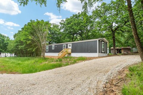 Photo of 125 Neches, Mabank, TX 75156 (MLS # 109657)