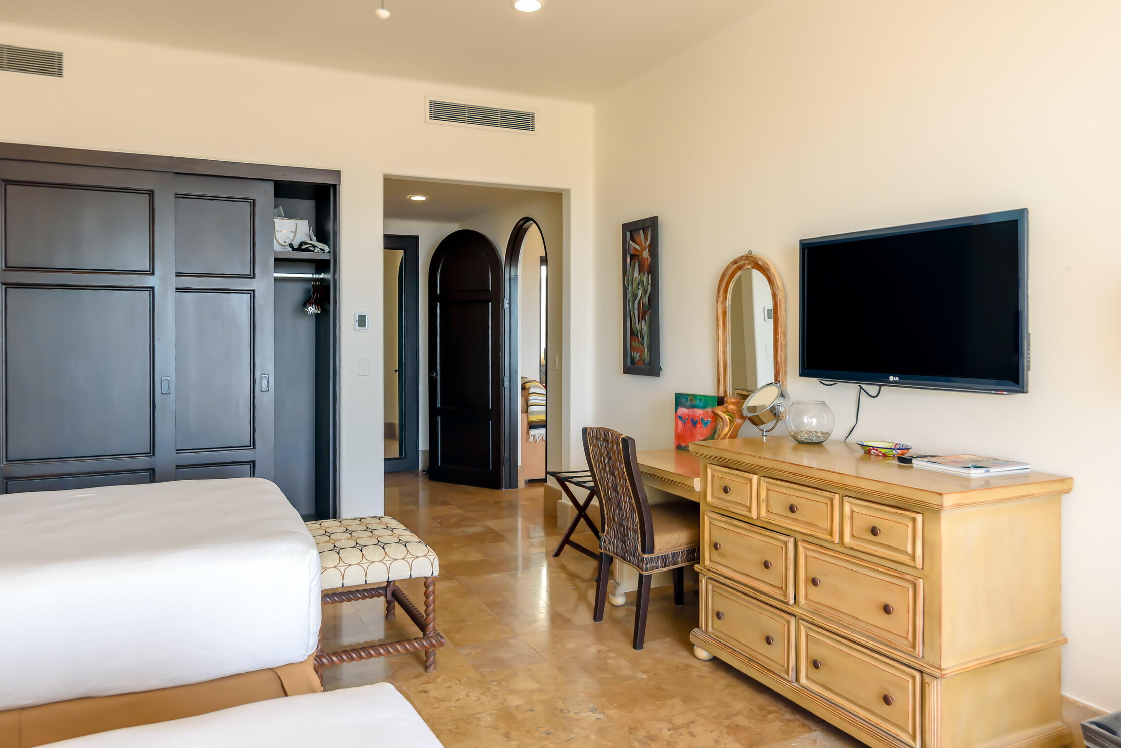 Diamante Cabo San Lucas, Mexico, 2 Bedrooms Bedrooms, ,3 BathroomsBathrooms,Residential,Active,29175