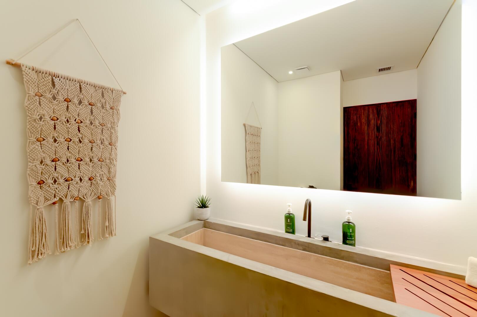 Cabo San Lucas, Mexico, 3 Bedrooms Bedrooms, ,4 BathroomsBathrooms,Residential,Active,253101