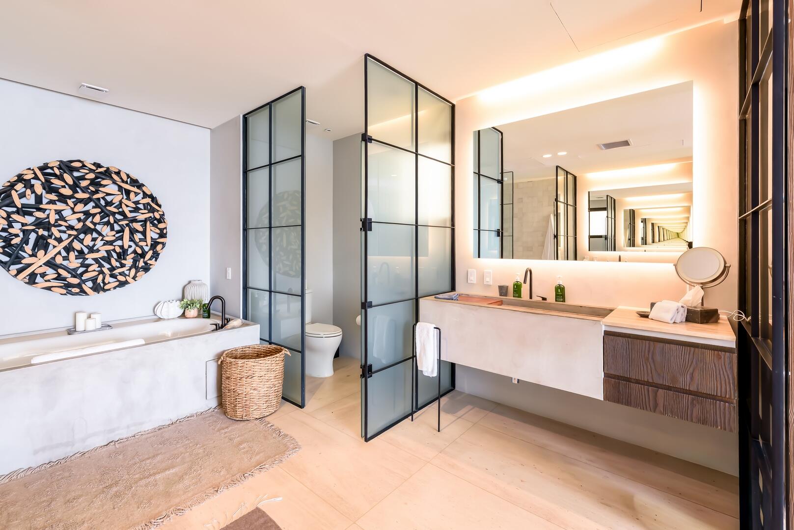 Cabo San Lucas, Mexico, 3 Bedrooms Bedrooms, ,4 BathroomsBathrooms,Residential,Active,253101