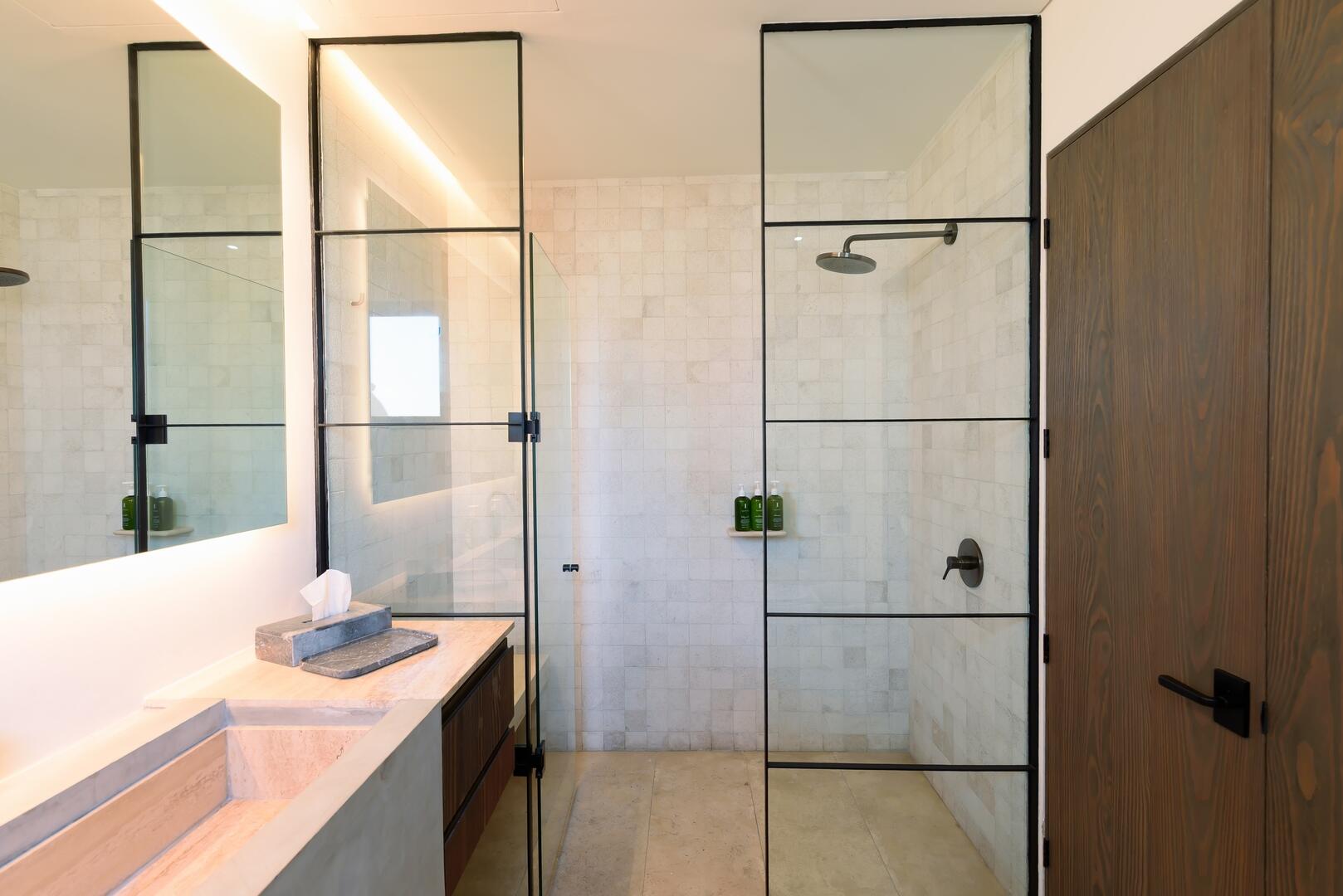 Cabo San Lucas, Mexico, 3 Bedrooms Bedrooms, ,4 BathroomsBathrooms,Residential,Active,253101