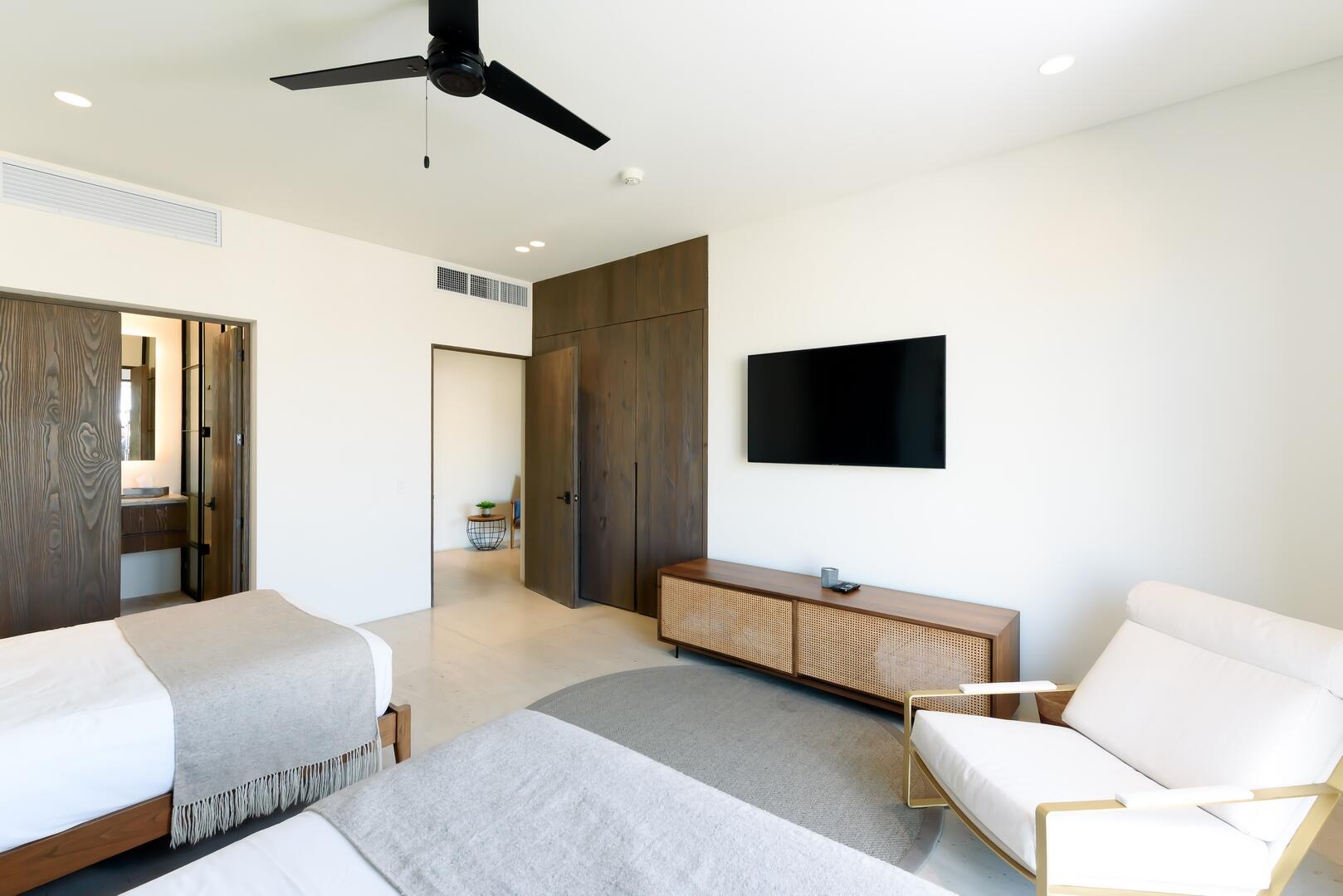 Cabo San Lucas, Mexico, 3 Bedrooms Bedrooms, ,4 BathroomsBathrooms,Residential,Active,253101